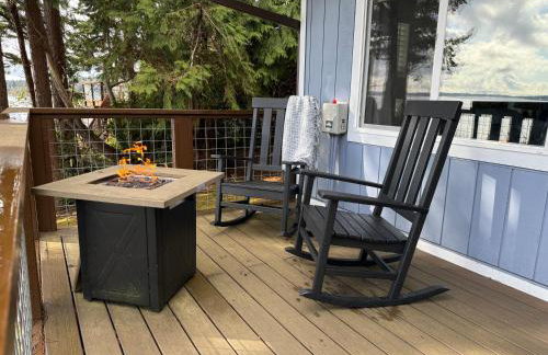 Puget Sound Chic Romantic Cottage with Private Beach Access & Gated Entry - Foto 39