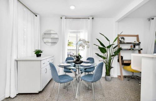 Renovated 2BR Home - Hot Tub, Gym & Beach Nearby - Foto 15