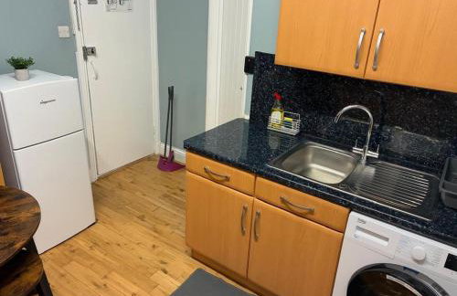 A-N-G Apartments - Parking EV 22kW by the Beach, Canoe Lake & South Parade Pier - Foto 25