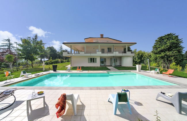 Sunny Stay in Tavullia Hills - Foto 24