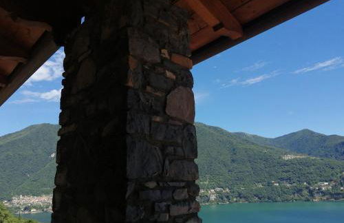 Between mountains and lake - Foto 1