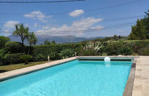 Superbe villa de charme avec piscine chauffée - Foto 2