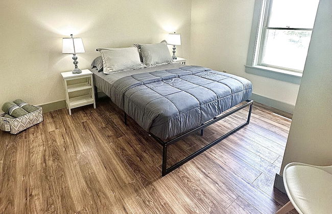 2BR Sunshine Town Condo - Photo 6