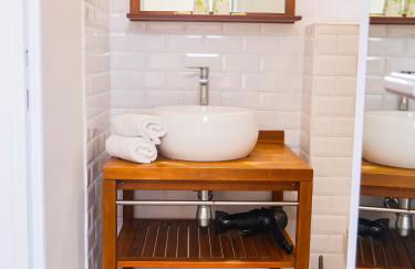 Les Hirondelles - Foto 16