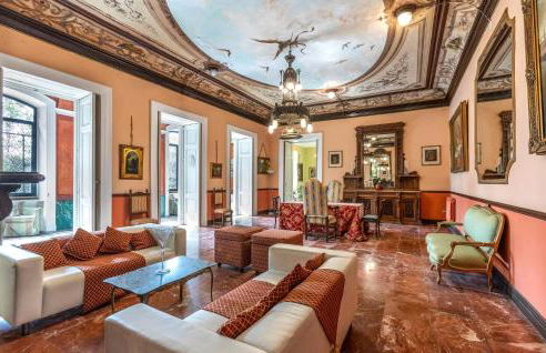 3 Bedroom Beautiful Home In Salerno - Foto 3