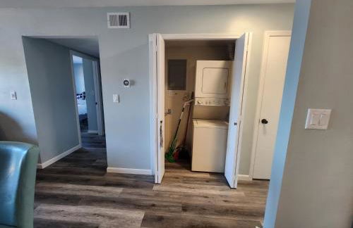 Lakefront condo with a VIEW Osage Beach - Foto 17