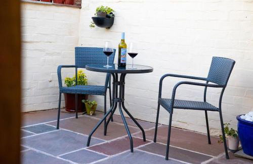 The Nest Close to York with Hot Tub - Foto 5