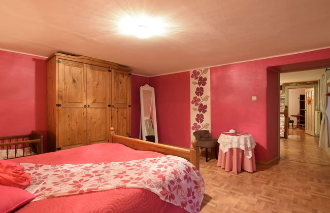 Cozy Nimbermont Home - Photo 6