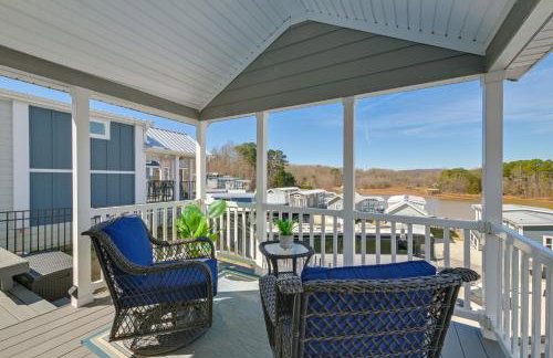 Boat & Fish: Waterfront Gem in Sherrills Ford! - Photo 1