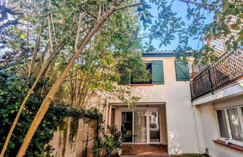 Grand duplex - Parking privé - Centre - Calme - Foto 32