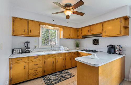 Close to NYC | King Bed | Free Parking - Foto 13