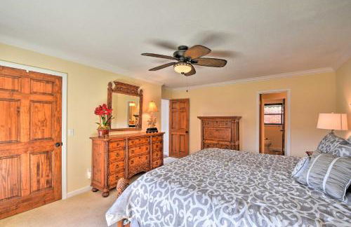 Picturesque Sky Haus Sanctuary with Mountain Views - Foto 20