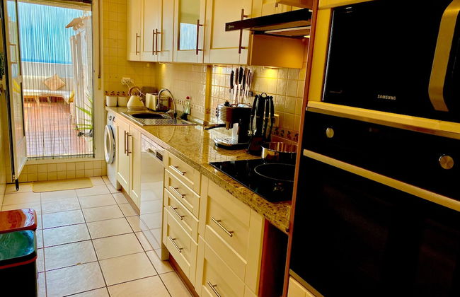 3bed Penthouse With Large Terrace & Sea View - Photo 5