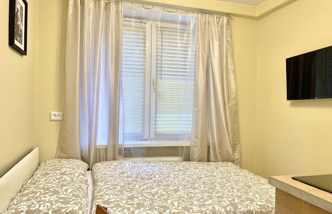 U Vredena na Baikova - Foto 8