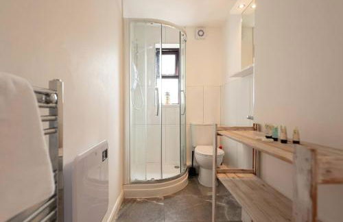 The White House Holiday Cottage - Pass the Keys - Foto 16