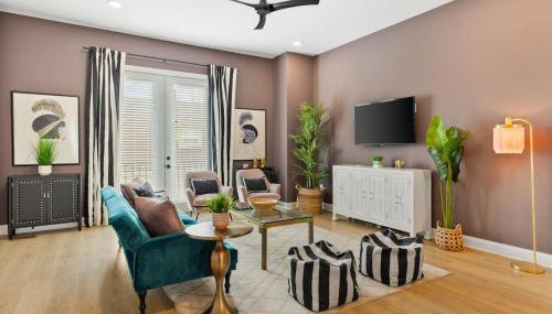 Upscale Townhome 3 miles to Downtown with 2 Car Garage - Foto 4