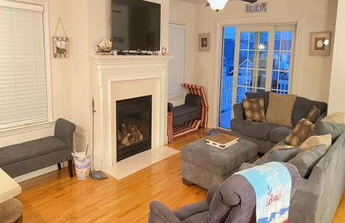 Roof-Top Deck With Ocean & Bay Views Single Family Beach Badges Private Yard Ping Pong And Pool Table Wifi 1 Block From Ocean 15 Blocks To Bay - Foto 2