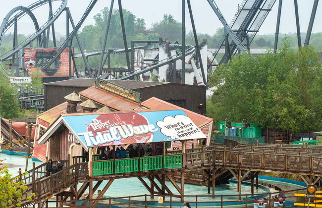 Thorpe Park Resort Entrance Ticket - Photo 1