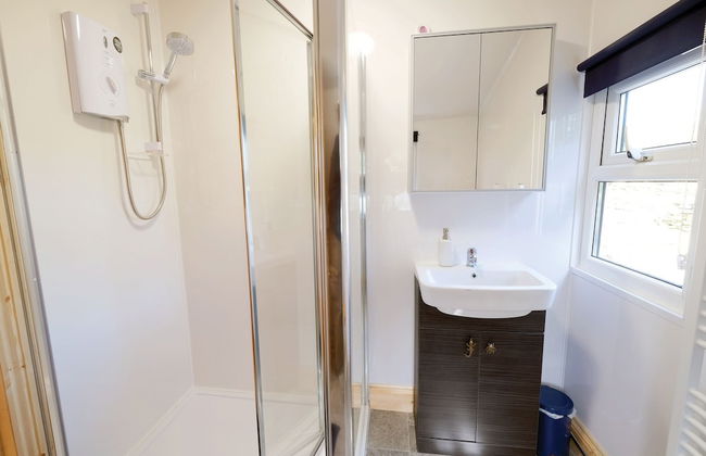 Merlins Cabin - 2 Bed - Blaen Cedi Farm - Foto 23