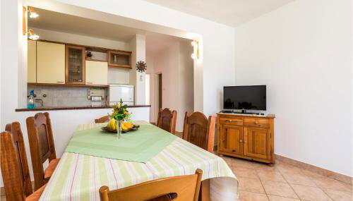 Cozy Apartment In Potocnica With Wifi - Foto 5