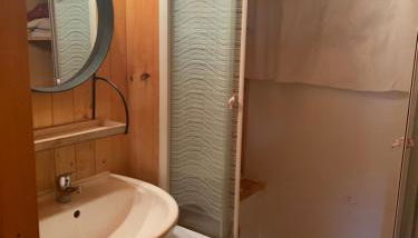 Petit chalet 40 m2 en Ubaye BARCELONNETTE - Foto 2