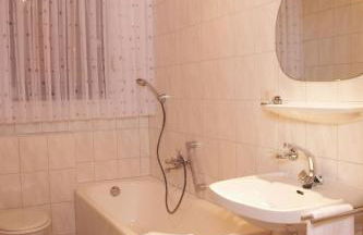 Holiday Home für 11 Personen und 1 Kind by Interhome - Foto 4