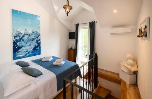 Authentic Stone House Lola - Foto 41