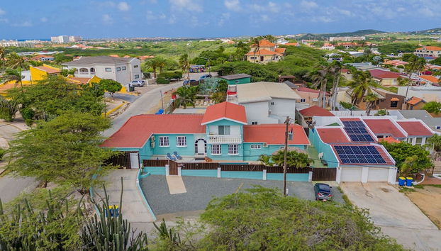 Sleeps 12 Spacious Private Pool Great Location - Foto 5, Habitación