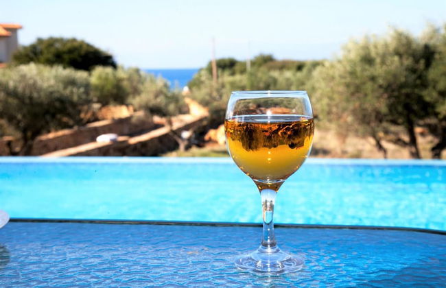 Vatsa Beach Villa Large Private Pool Walk to Beach Sea Views A C Wifi - 3021 - Foto 10