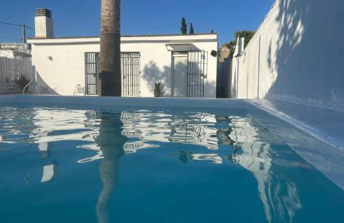 Preciosa Casa con Jardin y Piscina Privada en el Puerto de santaMaria - Photo 11