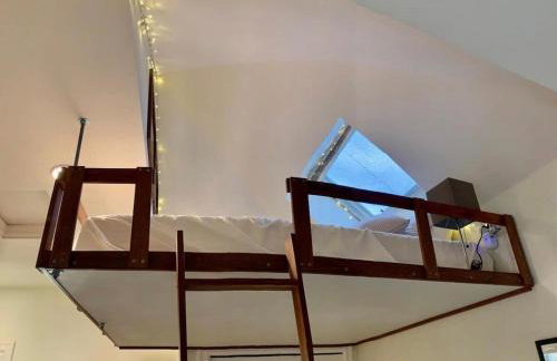 Adorable Cozy House with Parking and Loft! - Foto 23