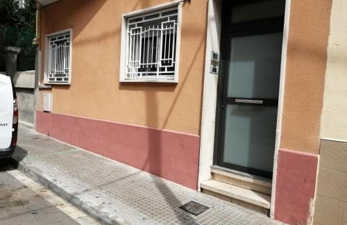 Ahllenrock Cornellà - Parking Gratis- Cerca BCN - Foto 8