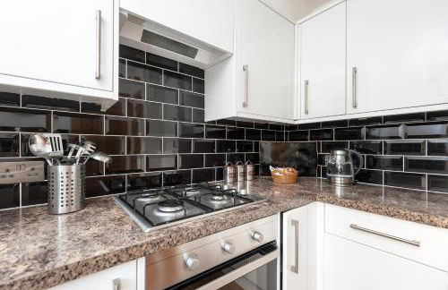 Gilmour's Entry Apartment - Photo 13