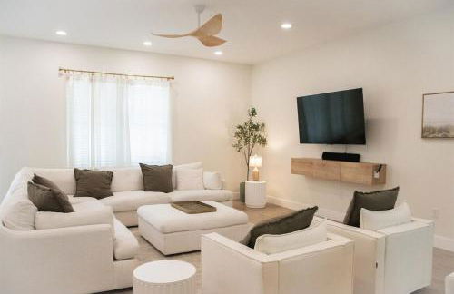 Sleeps 22! Ocean Views, Pool, FREE Golf Cart - Foto 42