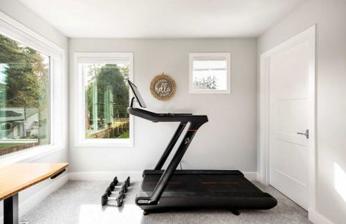 Modern 4BR Family Oasis - Treehouse Bunk &Game Room - Foto 45