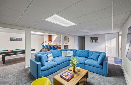 Huge Retreat w Alaska King, Pool & Jacuzzi Tub Indoor - Foto 24