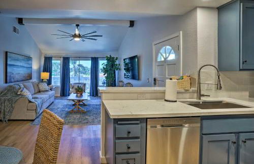 Cozy-Chic Condo Walk to Beach and Park! - Foto 13