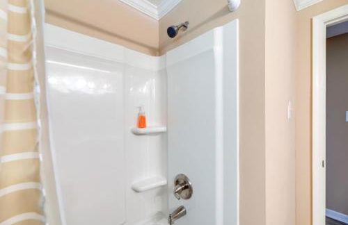 Cozy North Carolina Retreat Near Beaches and Golfing - Foto 12