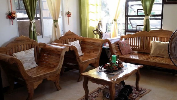 Coin salon dans le hall