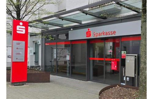 zentrale Design-Ferienwohnung mit Balkon und Stellplatz in Karlsruhe - APOLONIAliving - Foto 22