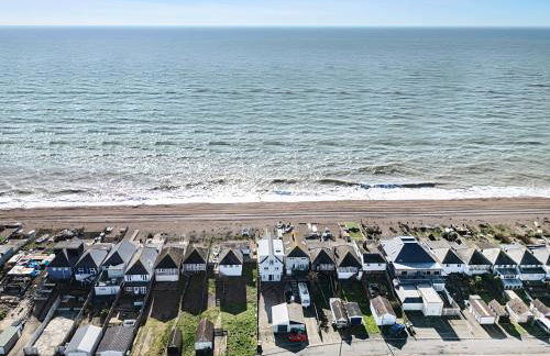 Bucket and Spades- Right on the Beach - Foto 7