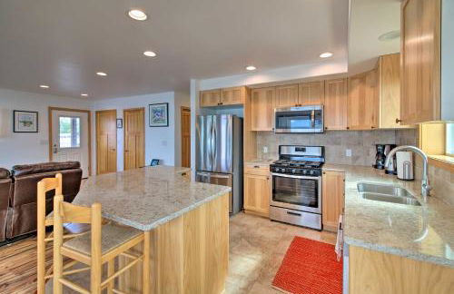 Oceanfront Craig Apt Grill, Fishing On-Site! - Foto 7