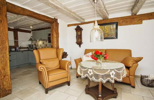 strandnahe Idylle am Meer, private Badestelle mit Strandkorb - Gutshof Ostseeblick FeWo Nr 04 - Photo 7