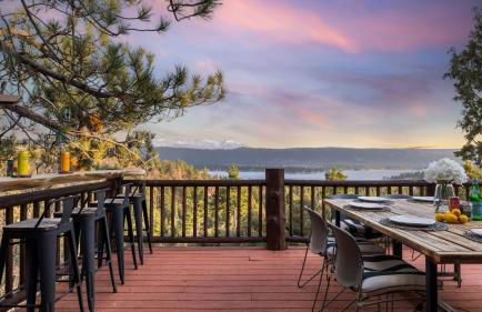 Scenic North Shore Stay w Games Near Snow Summit Lakeview Lodge by AvantStay - Foto 3