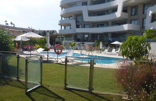 Luxury Sea View Apt Fuengirola Seafront - Photo 1