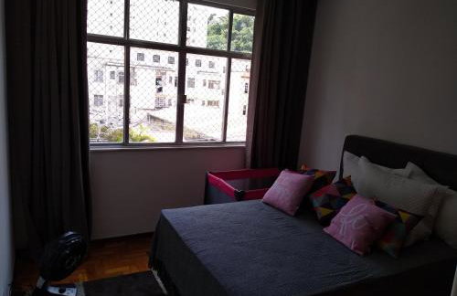 Ensolarado ao lado do shopping com garagem e Wifi - Foto 12