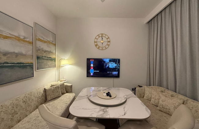 Elegant Stay in Ranches Villa - Photo 33