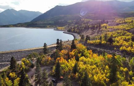 Historic Boho Brothel Lake Retreat Fast Wifi - Foto 41