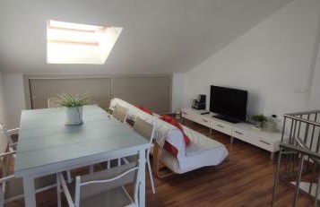 Precioso Duplex a orilla del mar y con piscina - Foto 11