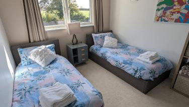 Unique, Spacious, Self-Built Eco Home with huge garden and movie room - Foto 4